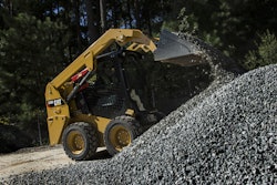 Cat 226D SSL with bucket in working application C10333638 5525a04fa9570