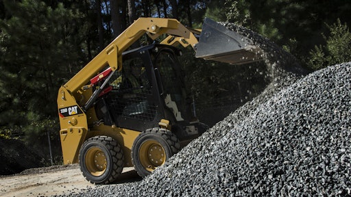 Cat 226D SSL with bucket in working application C10333638 5525a04fa9570