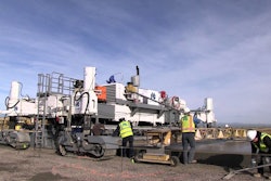 Video: Guntert & Zimmerman S1500 Slipform Paver at Buckley Airforce Base