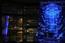 Video: Genie Telehandler Team - Behind The Scenes Projection Mapping Light Show
