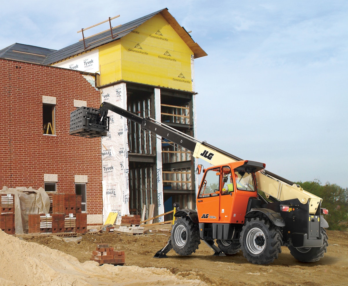 JLG 3614RS and 4017RS Telescopic Handlers From: JLG Industries Inc ...