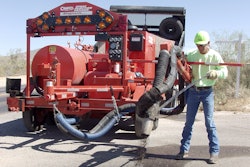 2015 05 Crafco Magnum Spray Patcher Demo 1 554bada233023