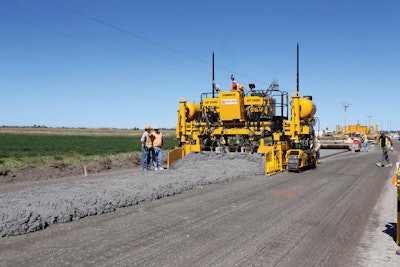 Paulsen Inc., based out of Cozad, NE, brought in its new GOMACO two-track GP-2400 paver with Leica Geosystems 3D guidance system for the half-width overlay on Darr Link, an important road connecting Interstate 80 with Highway 30.