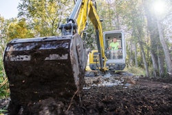 While traditional construction methods and equipment may have worked within the scope of this project, So101 chose the zero footprint method and compact equipment because it better meets their vision of construction and the intent of The Ulao Creek Partnership.