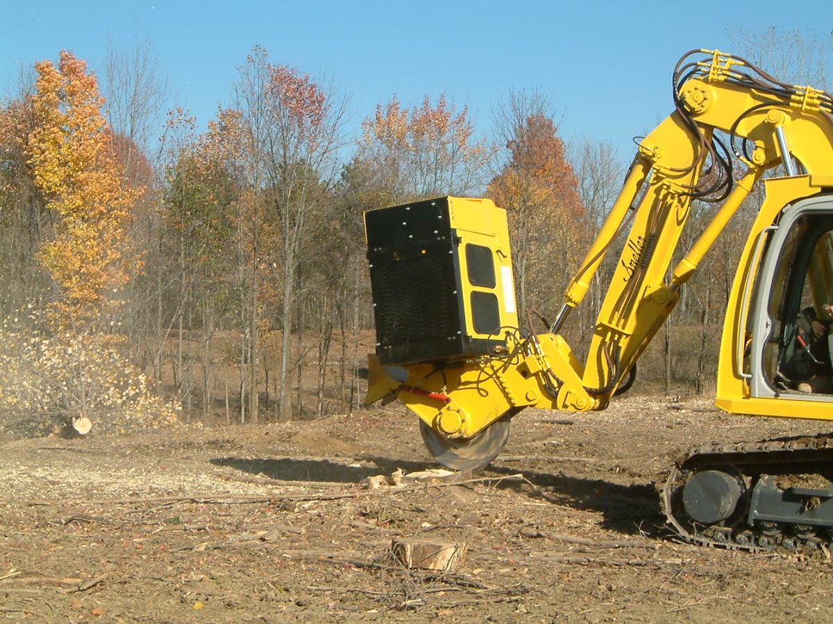 Sneller Selfpowered Stump Grinder From Sneller Machine For