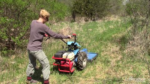 Video: Rental Magazine Tests a Brush Cutter