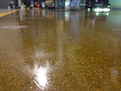 The DiamaPro UV System is a single component, aliphatic urethane that is ultraviolet light-cured. The result is a coating with excellent adhesion that is highly resistant to weathering, abrasion, and chemical corrosion.