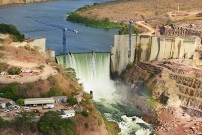 Heightening the Cambambe hydroelectric power station will increase the capacity of the reservoir from 0.77 to 2.12 square miles, and allow the four existing generators to produce 65 megawatts each instead of the present 45.