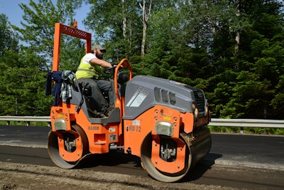 HAMM HD 12 MAIN COMPACTING RAP SHOULDER 55d4dbb9c81e4