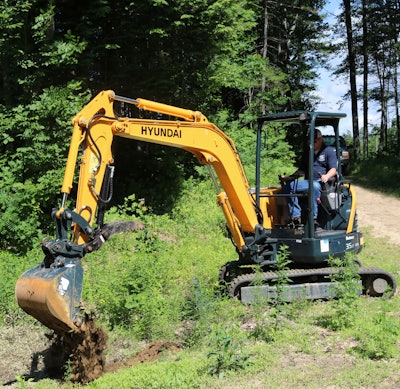 Hyundai R35Z 9A mr 560042a38d1e9