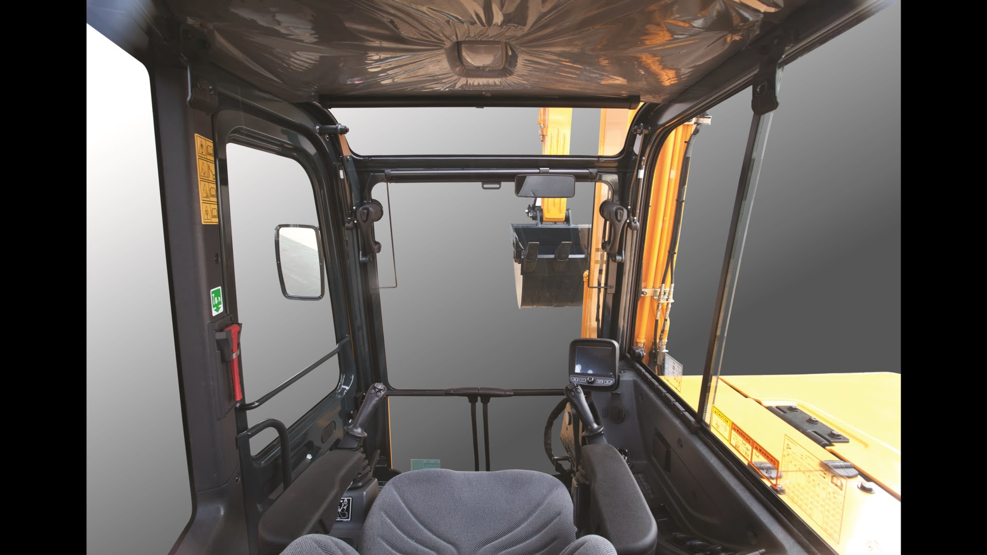 [VIDEO] Hyundai HX Series Excavators Enhance Cab Features for Operator Comfort