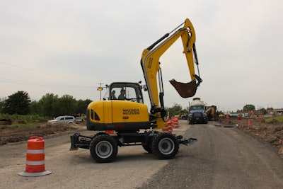 Wacker Neuson EW100 construction 56201d676bb4e