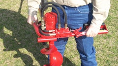 While fully engaged, a gap should appear between the throttle lever and the handle mount on each side. Adjust the lever by bending it, if the lever touches the handle to achieve full engine power.