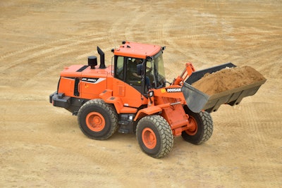 Doosan DL220 5 wheel loader 5669c812689e1