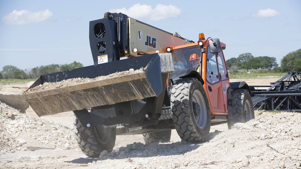 Telehandlers Get Built for Buckets and Beyond | For Construction Pros