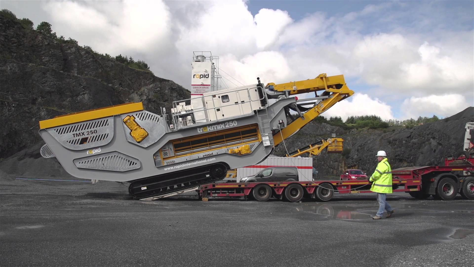 [Video] Rapid Trakmix Track Mounted Continuous Mixing Plant