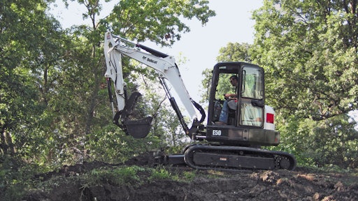 Bobcat E50 mini ex 568aec8bf3b29