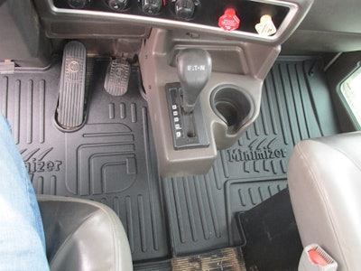Minimizer Improved KW Floor Mats 3 569422fa65b07