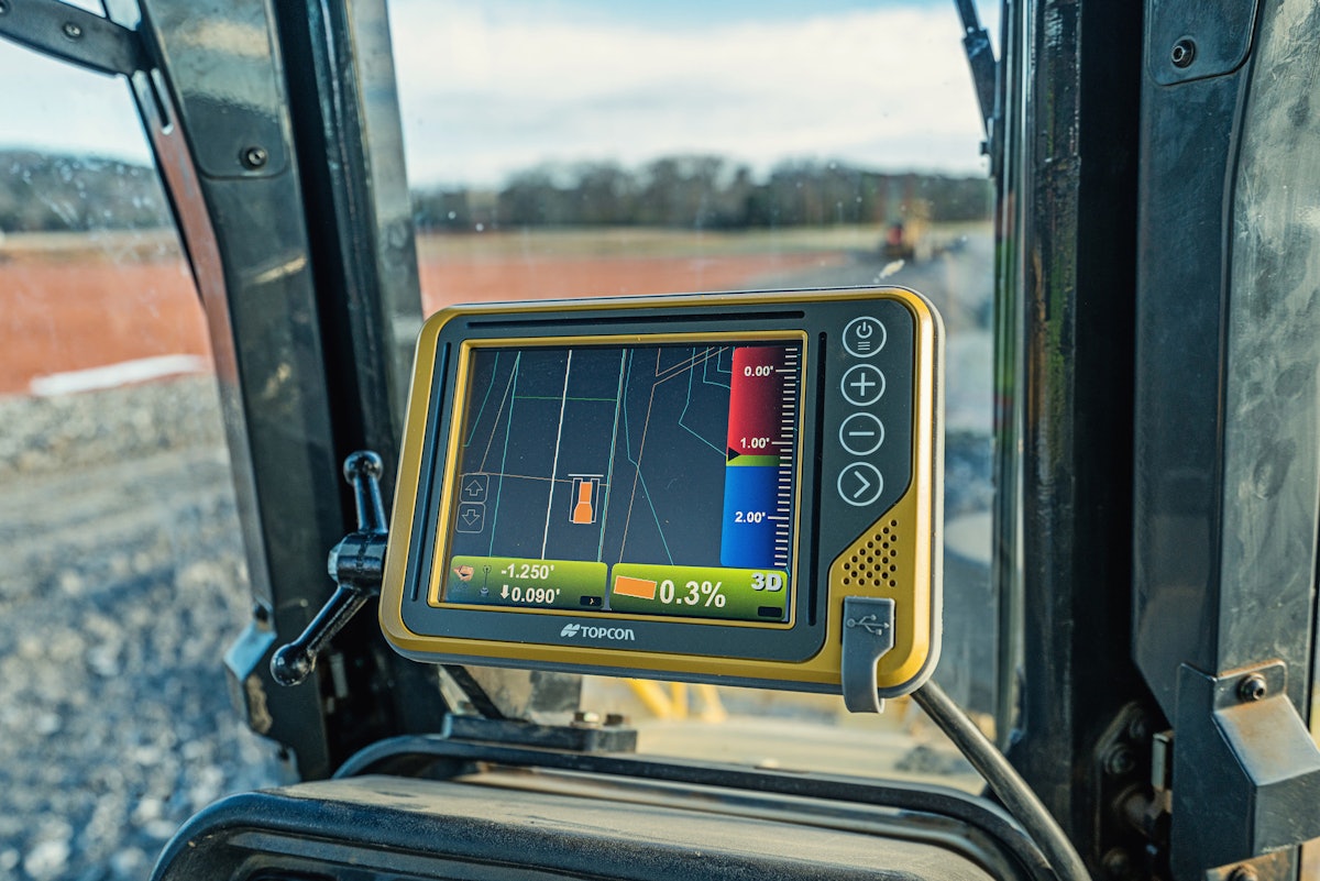 Topcon 3d Mc Max Dozer Blade Control Automation From Topcon Positioning Systems For Construction Pros