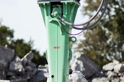Montabert V32 Hydrualic Breaker 56be3359be2ce