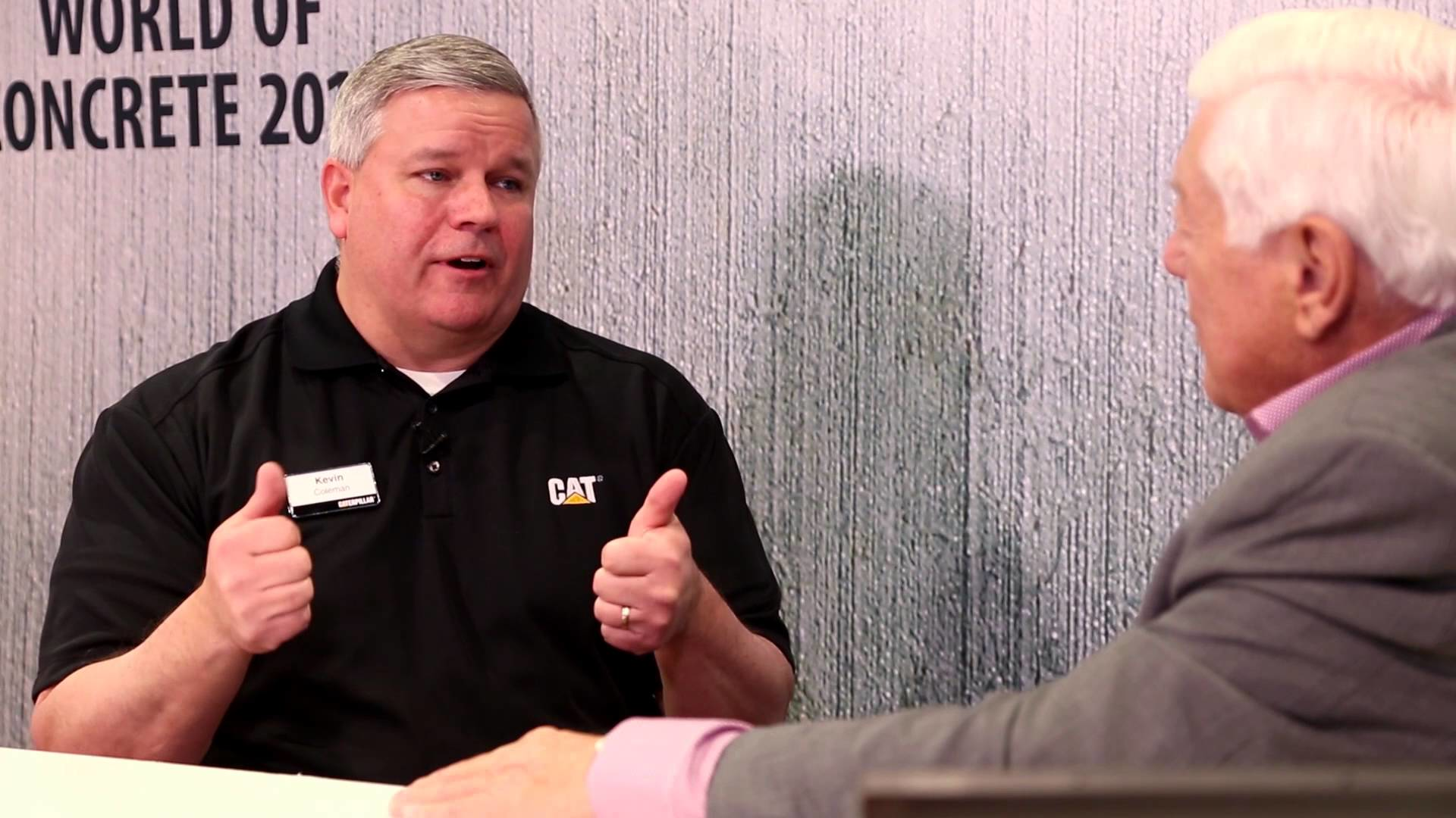 [VIDEO] Cat Tweaks Hand and Foot Controls on Its Equipment