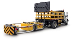 Attenuator truck 1 56f29badadb6a