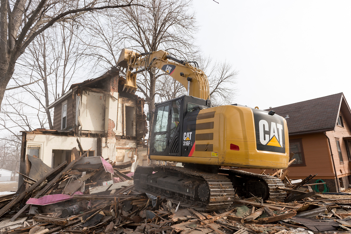 Caterpillar F Series Excavators From Caterpillar Cat For