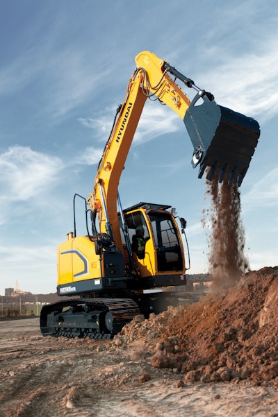 Hyundai HX145LCR excavator 57163e4e4564d