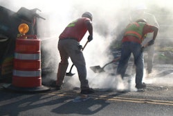 Road work hot asphalt 570e4ff9caed3