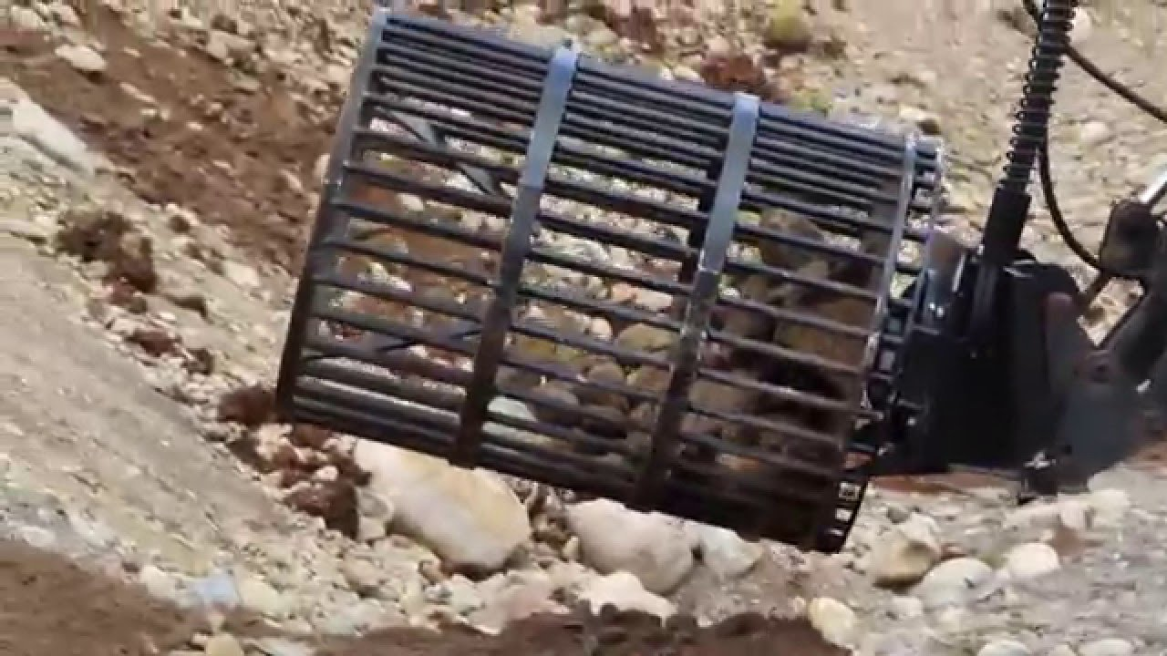 Many Uses for the Flexxifinger&circledR; Quicker Picker