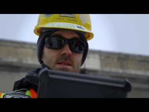 [Video] Caterpillar Helps Kiewit Rebuild Montreal's 50-year-old Turcot Interchange