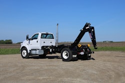 Stellar Redesigned 20000 lb Hooklift 57686a2e53ea3