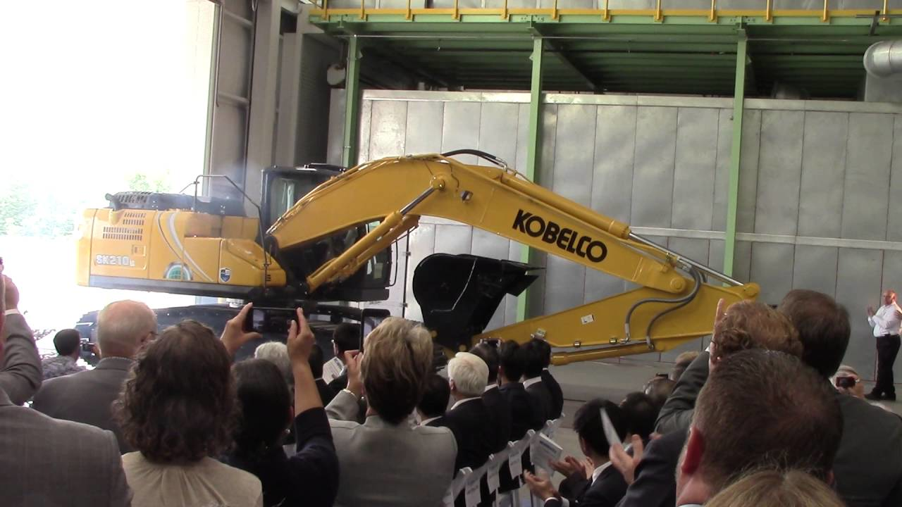 [Video] Kobelco SK210LC is First Excavator Model Assembled in North America