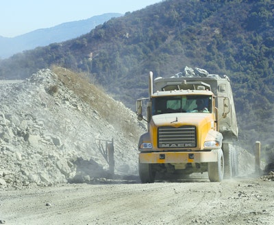 MackGraniteEliteDump 578550041c5ac