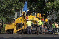 New Cedarapids CR552 paver 577bc530c5f99