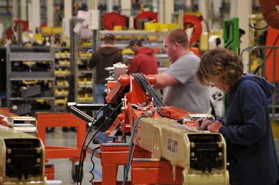 JLG Manufacturing 1 57c7475a35bd7
