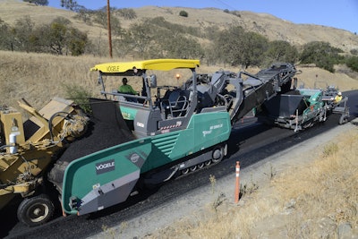 A Vogele MT 3000-2i material transfer vehicle was paired with a new Vision 5200-2i paver with VR 600 screed for the successful pilot project on California's S.R. 25, .