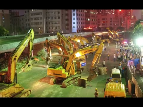 [Video] 100+ Excavators Dismantle Overpass Bridge in East China