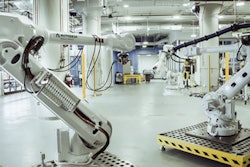 The BUILD space includes six industrial robots, a 5-ton bridge crane for large project and moving equipment, workshops for materials such as wood, metal and composites, and 3D printers, and large-formate CNC routers and wateriets.