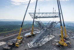 On June 7, 2016, a Terex AC 200 crane and a AC 350 crane owned by Steil lifted the 115-foot-long, 66-ton observation deck for the Saarpolygon together with two other cranes.