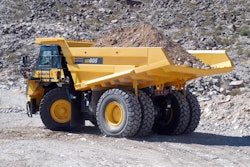 Komatsu HD605 Truck 5 582a00ba30067