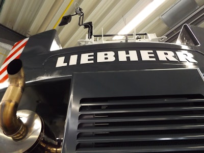 Liebherr LRT 1100 2 1 RT Crane 26 581ce77ad2283