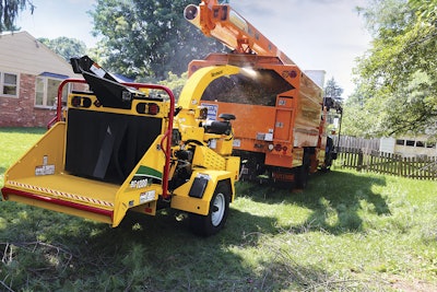 Vermeer BC1200XL Gas Action 2 LR F 5824e1e61c980