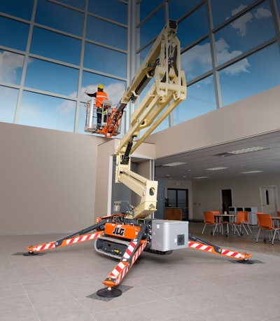 Compact crawlers offer low ground bearing pressure that makes them suited for use on soft terrain and sensitive floors. Retractable outriggers also permit passage through narrow doorways or gates.