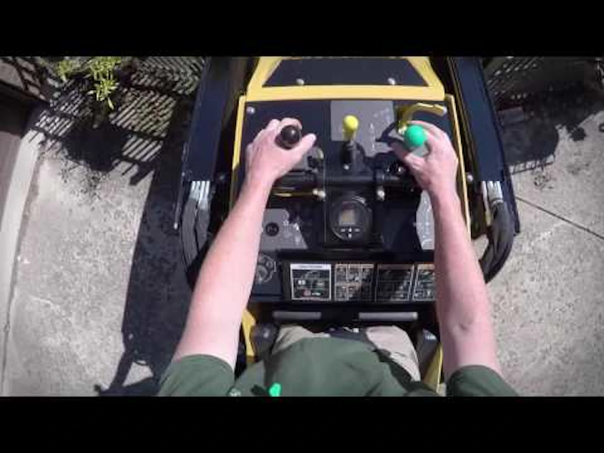 [VIDEO] CTX100 Vermeer Mini Skid Steer | For Construction Pros