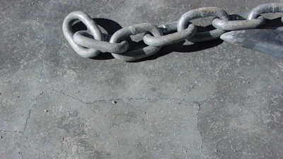 Chain dragging is an easy means to detect floor delaminations. In most cases, small irregular surface cracks occur in the delaminated surfaces.