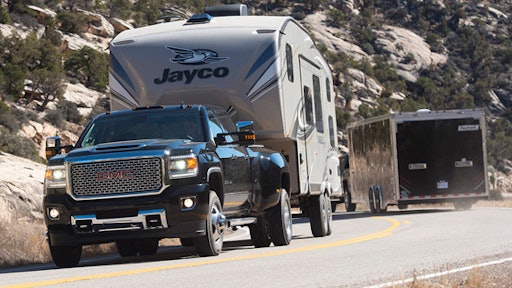 Review 2017 Gmc Sierra Hd Trucks Offer Stand Out Towing With New Duramax Diesel For Construction Pros