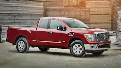 2017 Nissan TITAN King Cab joins the Crew Cab and Single Cab configurations to complete Nissan's body style offering for the half-ton and heavy duty full size truck line.
