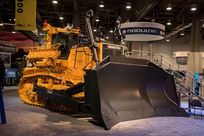 Komatsu D375Ai 5893a78304ee7