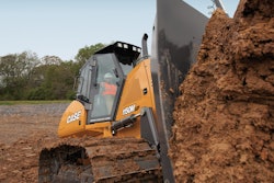With a load management system, the machine will always attempt to optimize the balance between torque and speed to maximize productivity. As the dozer builds a load in front of the blade, the load management system reduces the track speed to provide more torque to the ground.